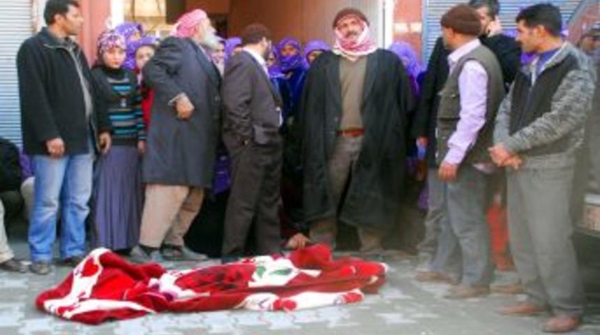 Oyun oynarken kamyonun &ccedil;arptığı &ccedil;ocuk &ouml;ld&uuml;