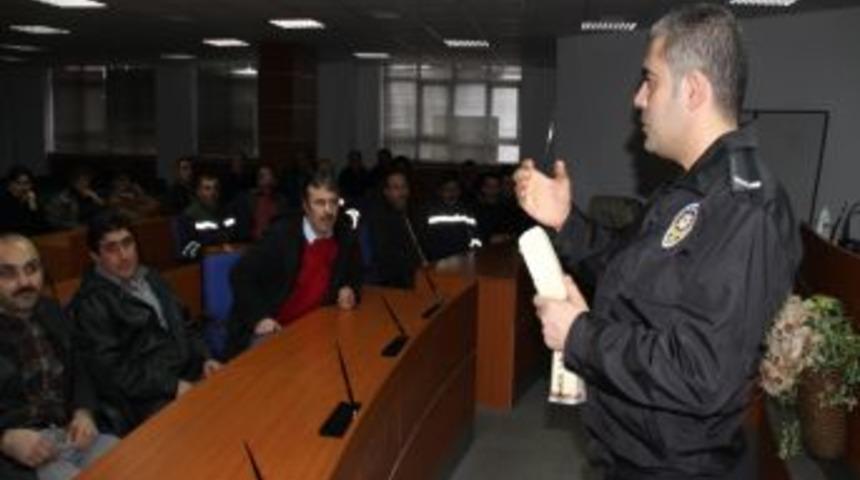 Rize&rsquo;de temizlik iş&ccedil;ilerine ş&uuml;pheli paketler konusunda eğitim