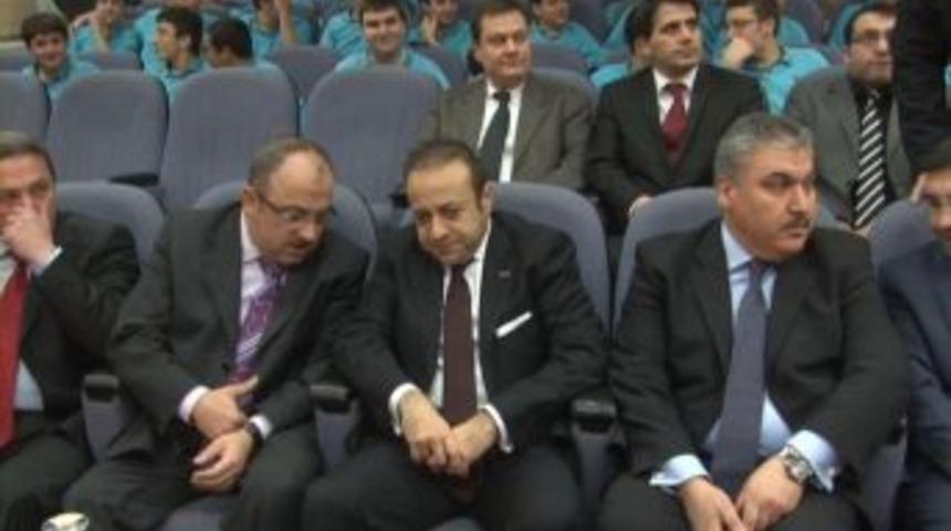 Bağış: Atat&uuml;rk&rsquo;&uuml;n vasiyetini yerine getirenler, uzaklardaki okulları kuranlardır