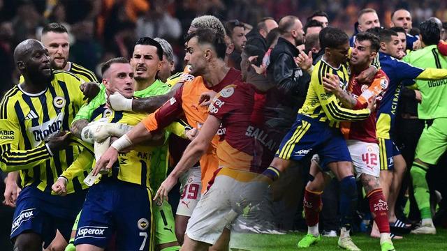Galatasaray-Fenerbahçe derbisinin faturası ağır olabilir! 10 maç ceza ihtimali var