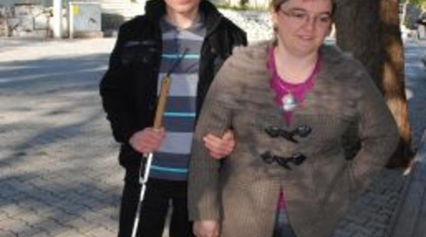 Side Belediyesi, engelsiz yol yapım &ccedil;alışmasına başladı