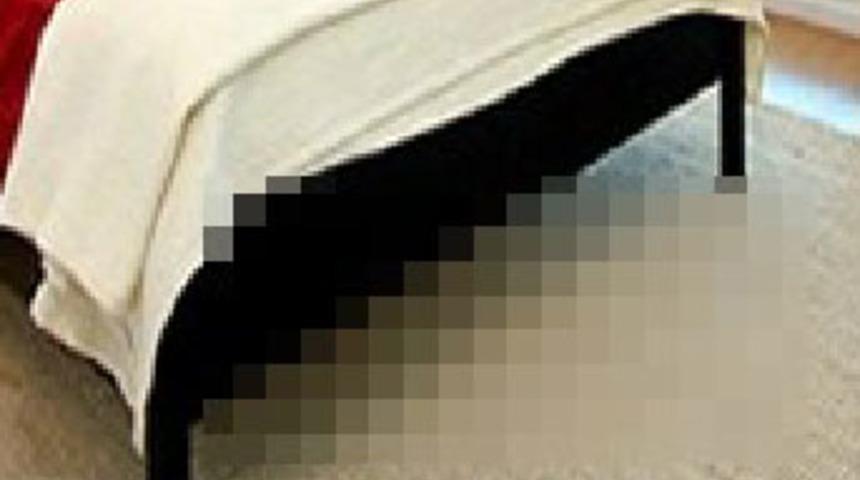 Gen&ccedil; &ccedil;ift evinde silahla vuruldu