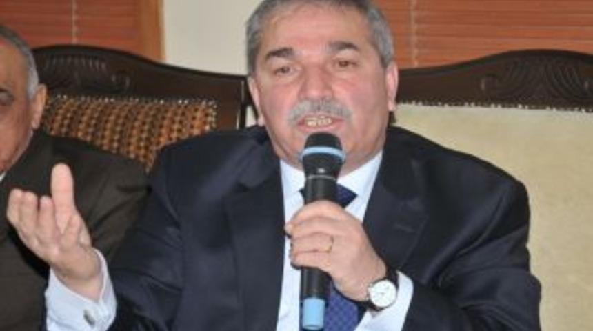 İlkadım Belediye Başkanı Necattin Demirtaş, muhtarları dinledi