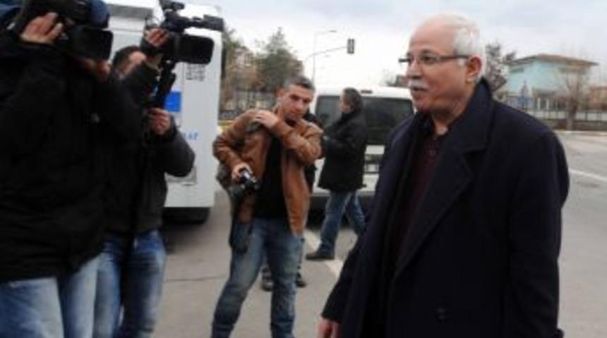 K&uuml;rt siyaset&ccedil;i G&uuml;&ccedil;l&uuml;, savcıya PKK&rsquo;nın infazlarını anlattı