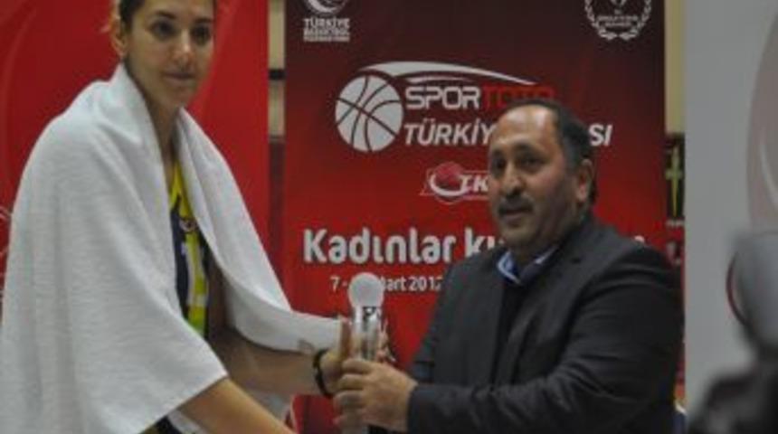 Fenerbah&ccedil;e, finale adını yazdıran ilk takım oldu