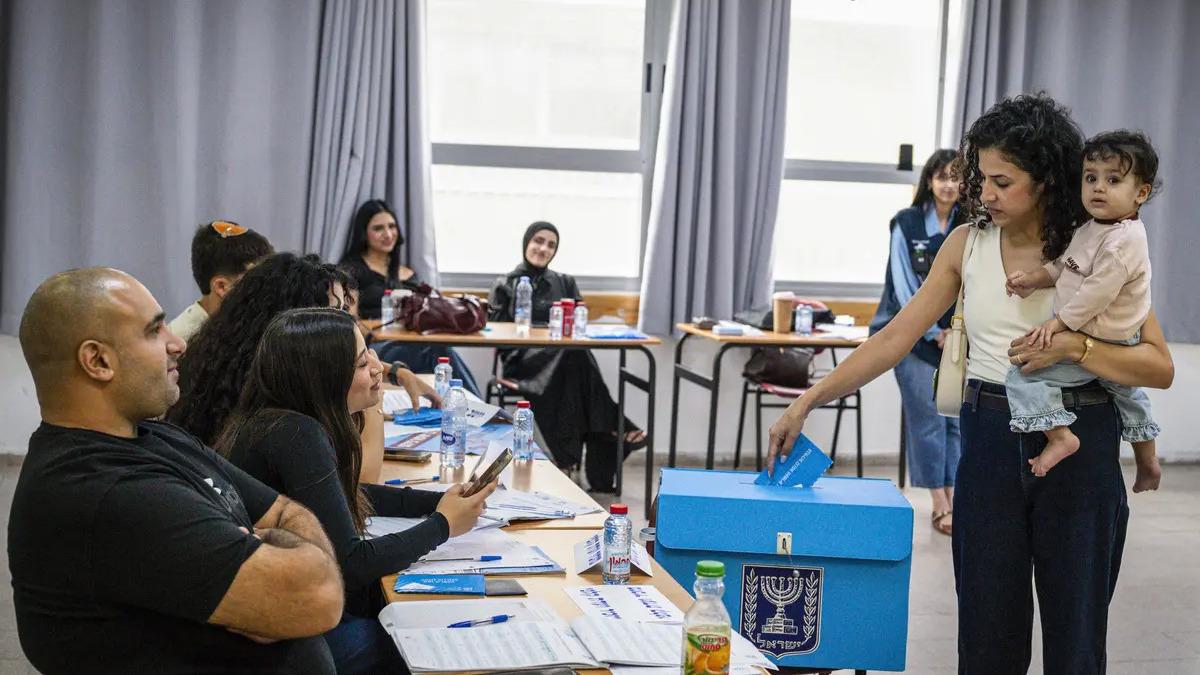 İsrail deki genel seçimlerde sandıklar kapandı: İlk sonuçlara göre Netanyahu karşıtı muhalif blok önde görünüyor 1