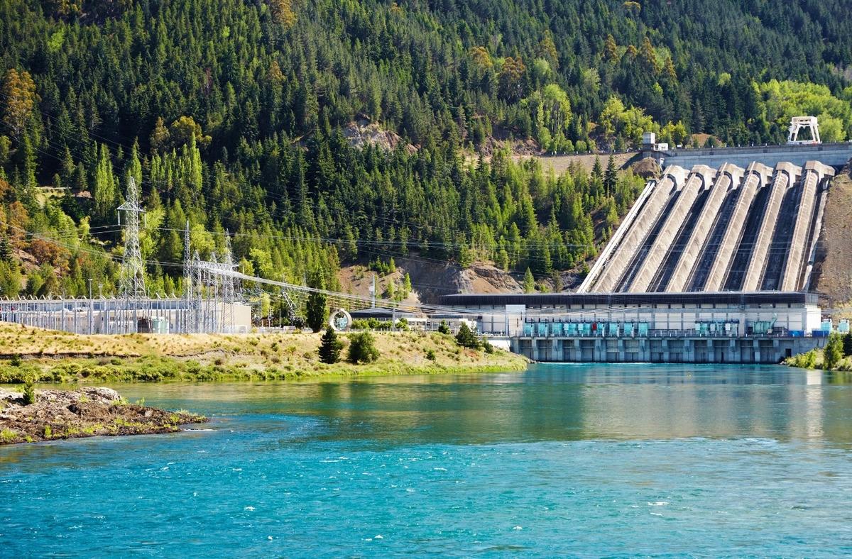 Yenilebilir enerjide öncüler, vaatler ve ikilemler 1