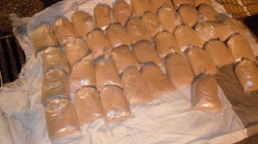 Avrupa'ya g&ouml;nderilecek 20 kilogram eroini Kont buldu