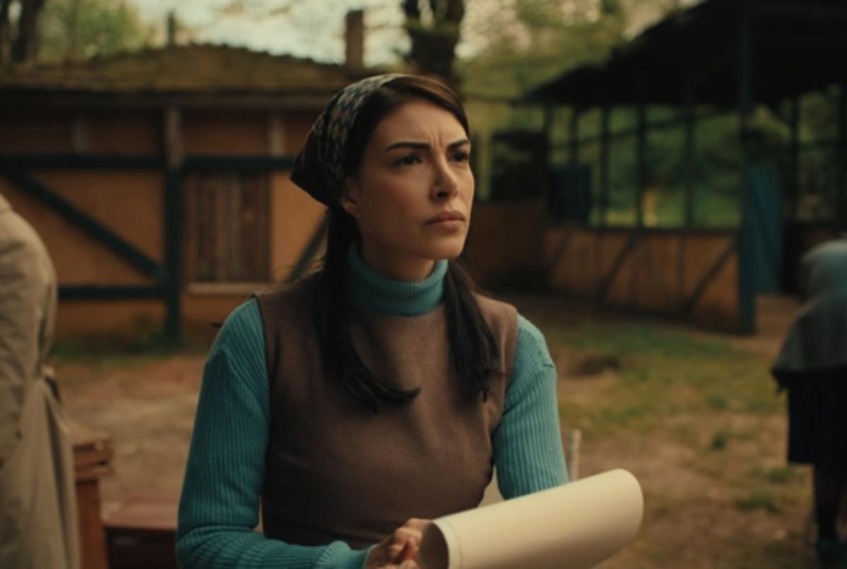 Deniz Baysal o diziyle hayatının değiştiğini söyledi: "İslâm tasavvufunu okumaya başladım" 2