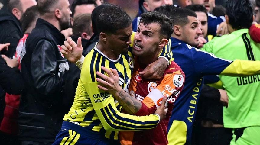 Galatasaray-Fenerbah&ccedil;e derbisinin faturası &ccedil;ok ağır oldu! 5-10 ma&ccedil; ceza gelebilir