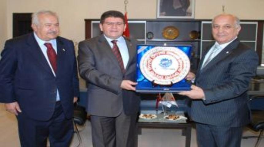 Kızılay Genel Başkanı Akar&rsquo;dan Kayserililere yardım teşekk&uuml;r&uuml;