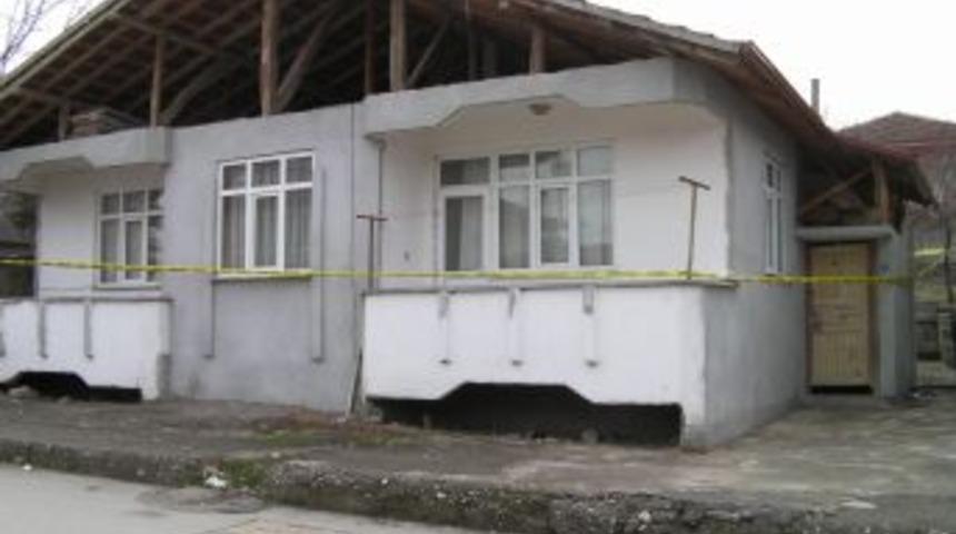 Uz &ccedil;iftinin katil zanlısı adliyeye sevk edildi