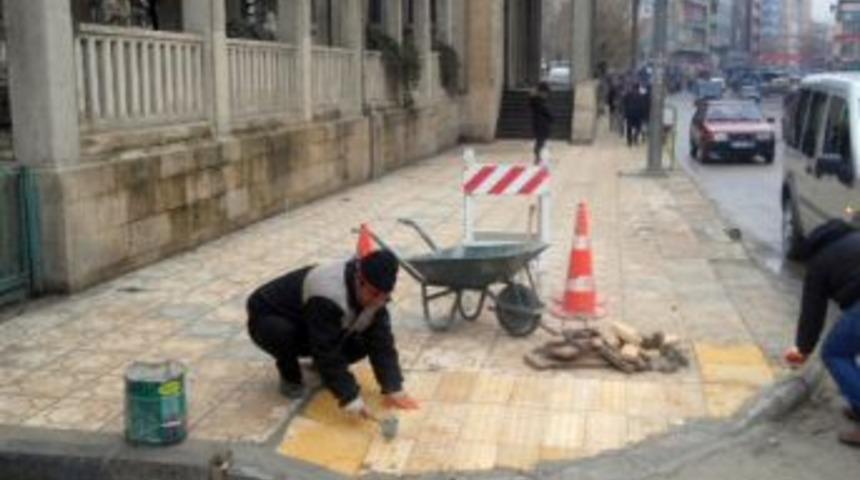 Akıllı kaldırımlar engellilerin hayatını kolaylaştırıyor