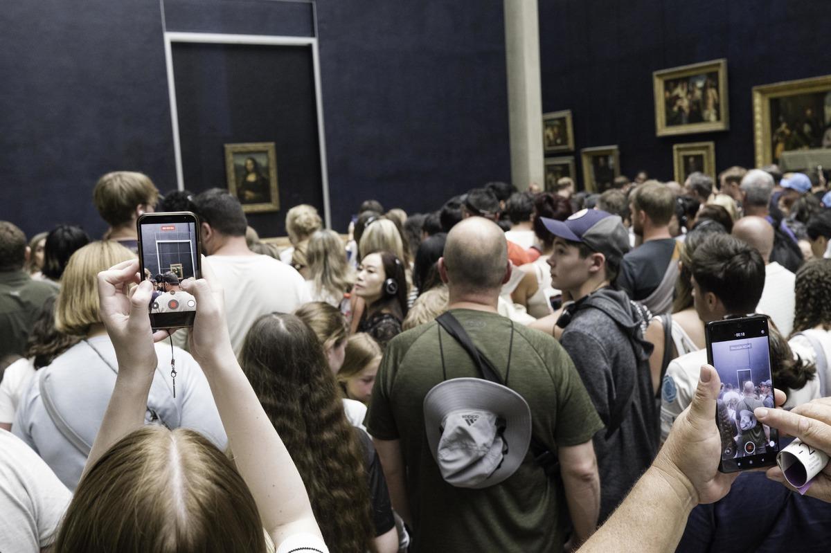 D&uuml;nyanın en &uuml;nl&uuml; tablosunda hastalık detayı! Uzman, Mona Lisa nın y&uuml;z&uuml;n&uuml; işaret etti 1