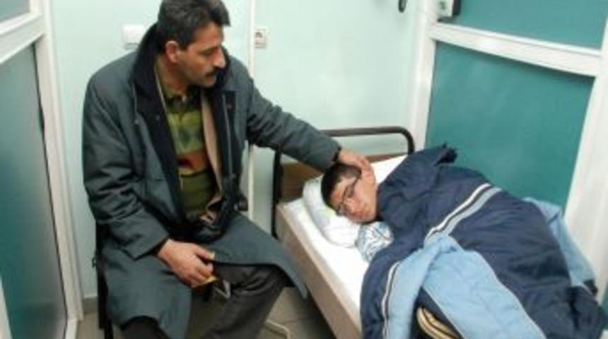 'Hi&ccedil;bir &ouml;ğretmenin &ouml;ğrenciyi d&ouml;vme hakkı yok, dava a&ccedil;acağım'