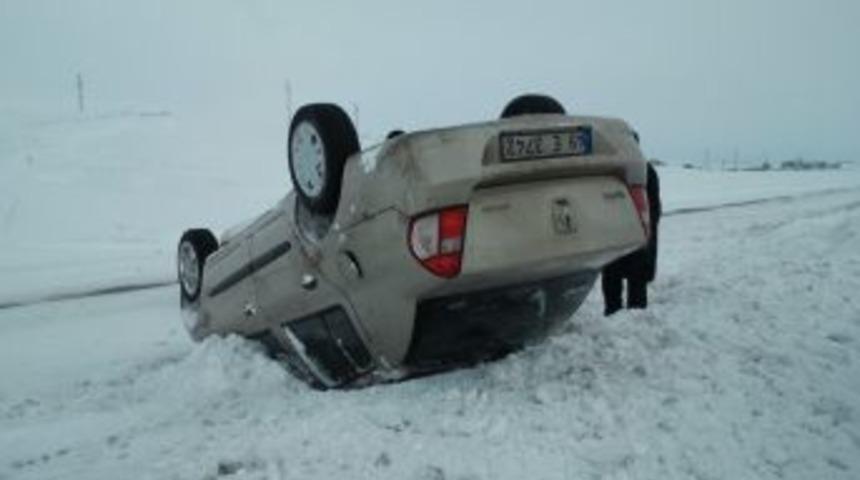 Ağrı'da trafik kazası: 1 kişi yaralandı