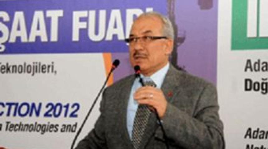 Başkan Kocamaz, inşaat fuarına katıldı ...