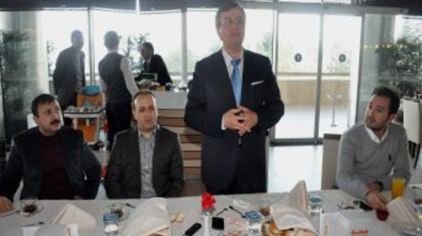 Başsavcı &Ccedil;eting&uuml;l: Hukuksal Bakış Derneği hayallerimi ger&ccedil;ekleştirdi