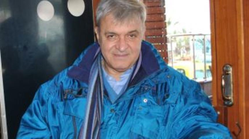 Prof. Dr. Ahmet Vefik Alp, konutların fabrikada &uuml;retilmesini &ouml;nerdi