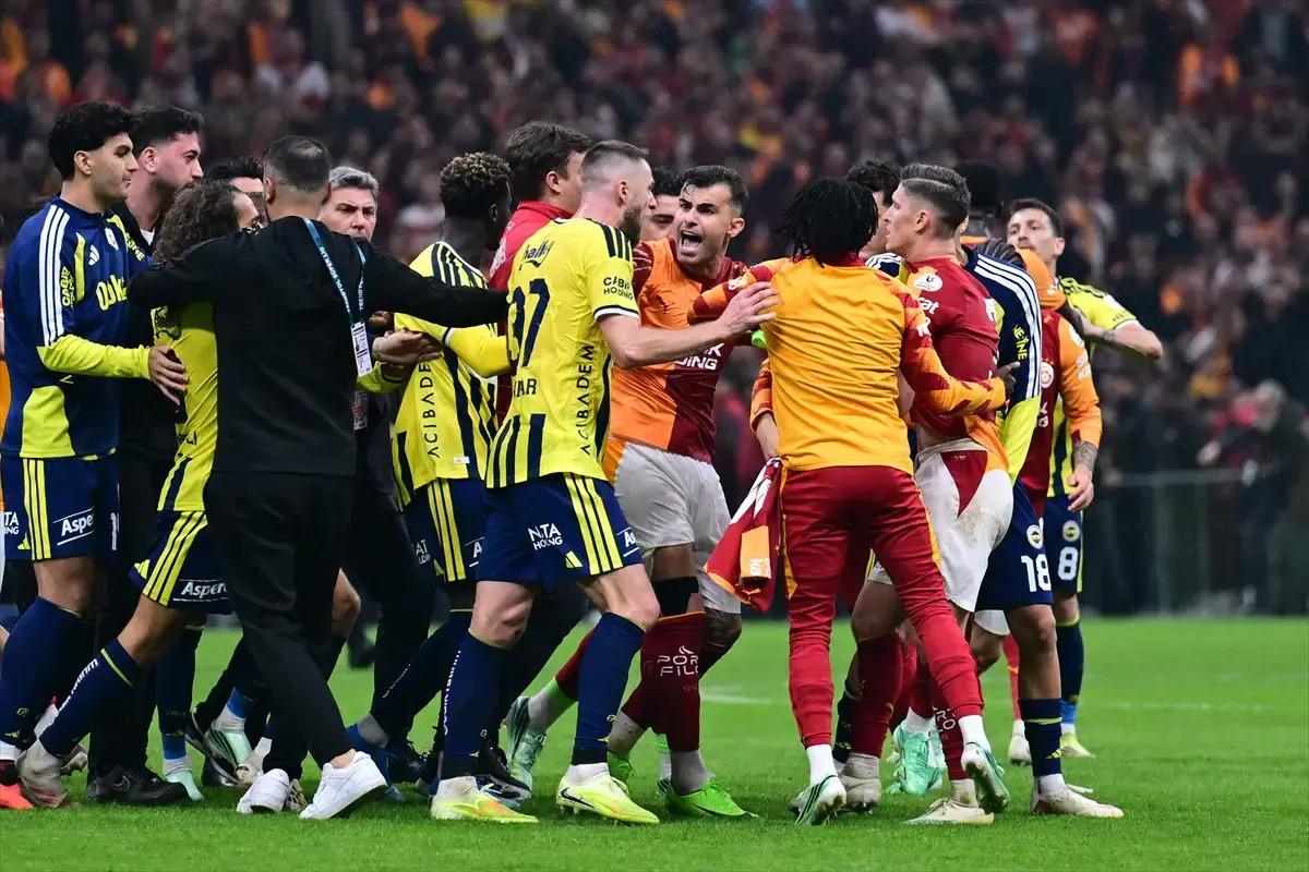 BİR DERBİYLE DEPREM! FATURA SADECE İSMAİL KARTAL A MI? 3