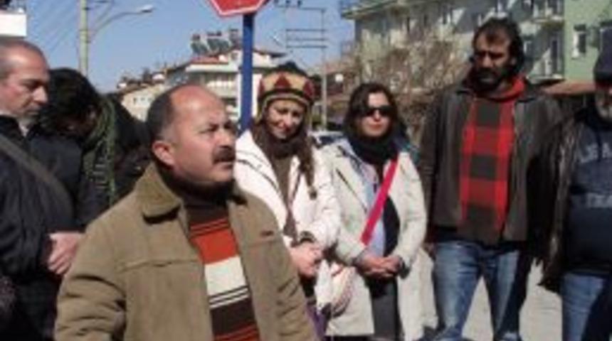 Cadde sakinleri Kenan Evren isminden rahatsız