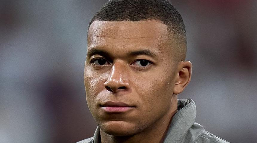 Real Madrid, &Ccedil;in'den &ouml;z&uuml;r diledi! Mbappe krizi son s&uuml;rat devam ediyor