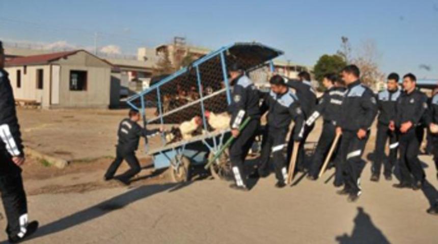 Zabıta ile seyyar satıcıların meydan savaşı