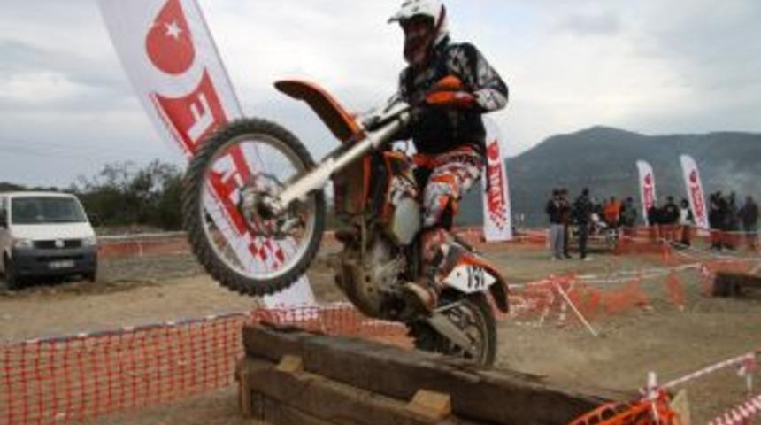 Bodrum&rsquo;da Enduro yarışlarında bir sporcunun bacağı kırıldı