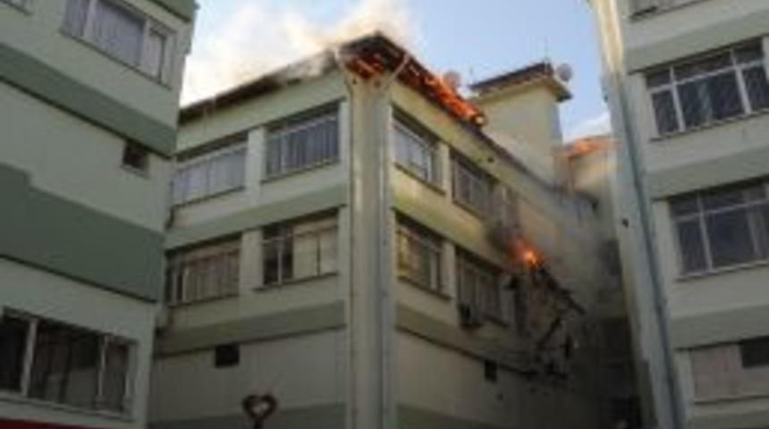 Orman B&ouml;lge M&uuml;d&uuml;rl&uuml;ğ&uuml;&rsquo;n&uuml;n &ccedil;atısı yandı