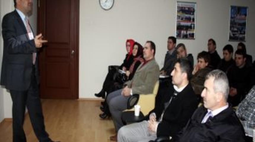 &ldquo;T&uuml;rkiye'de her 100 kişiden sadece 4 kişi kitap okuyor&rdquo;