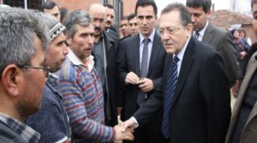 AK Partili Uğur: Muhalefet kavga biz hizmet peşindeyiz