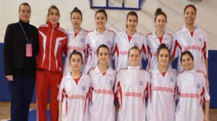 Eskişehir&rsquo;de farklı kazanan Nallıhanspor Play-Off &ouml;ncesi 4.&rsquo;l&uuml;ğ&uuml; garantiledi