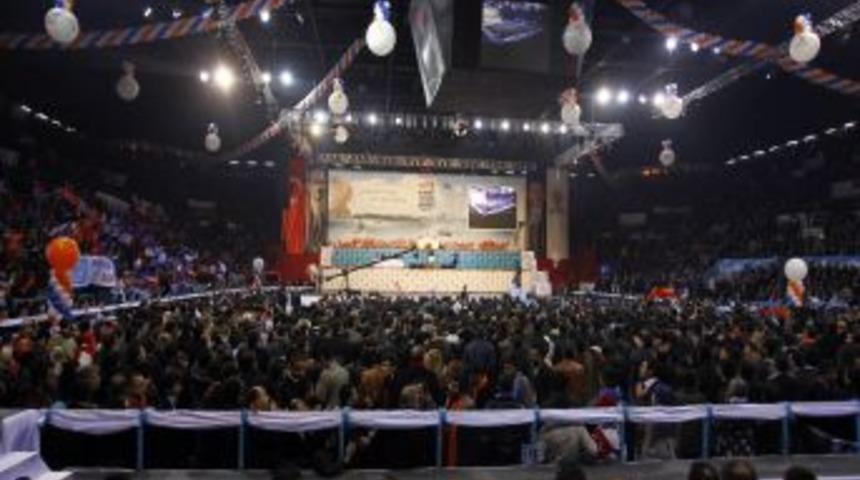 Başbakan Erdoğan, Gen&ccedil;lik Kolları Kongresine videokonferansla katıldı