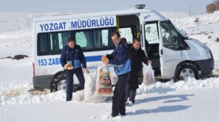 Yozgat zabıtası doğaya ekmek ve simit bıraktı