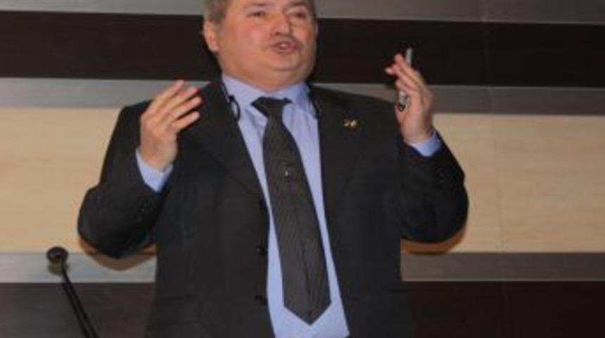 Ekşioğlu: Bilin&ccedil;li y&ouml;netici aranıyor