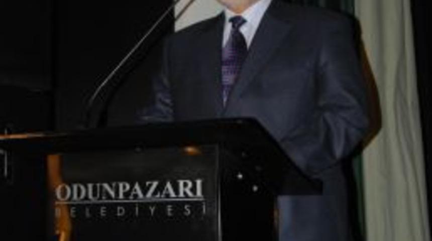 Eskişehir İl M&uuml;ft&uuml;s&uuml; Ersoy: Gen&ccedil;lik Mehmet Akif&rsquo;i &ccedil;ok iyi anlamalı