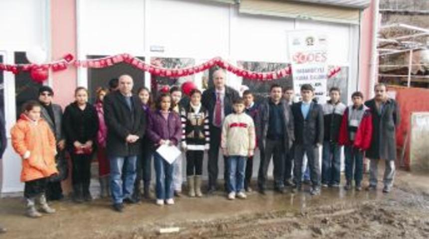Hasanbeyli ilçesine okuma salonu açıldı