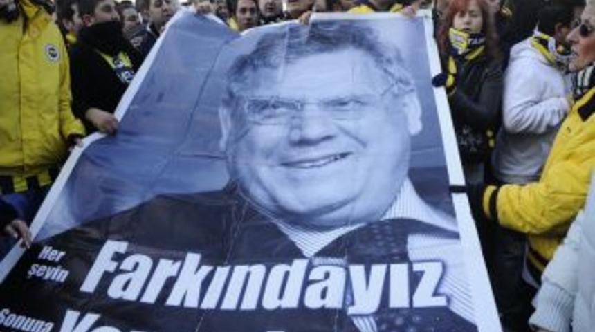 Fenerbah&ccedil;eli taraftarlar &Ccedil;ağlayan'da