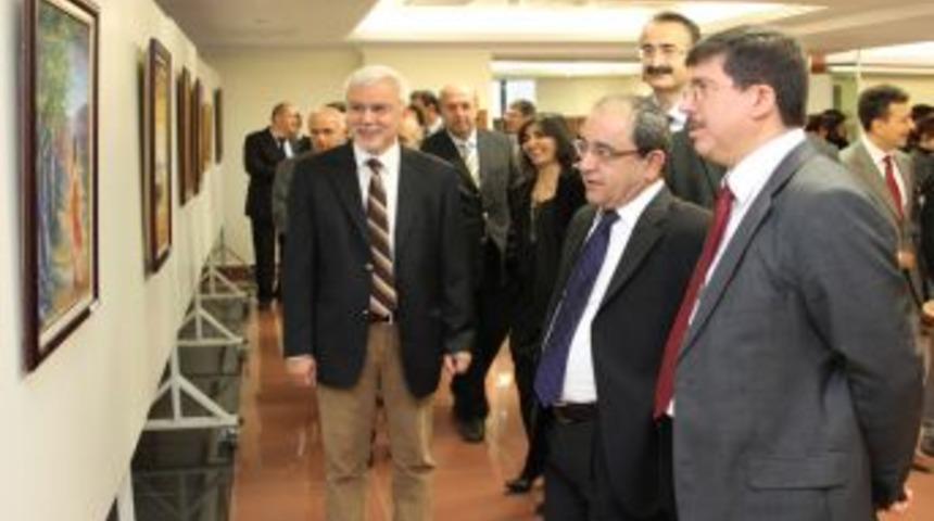 Pamukkale &Uuml;niversitesi, Tıp Haftası i&ccedil;in sergi d&uuml;zenledi