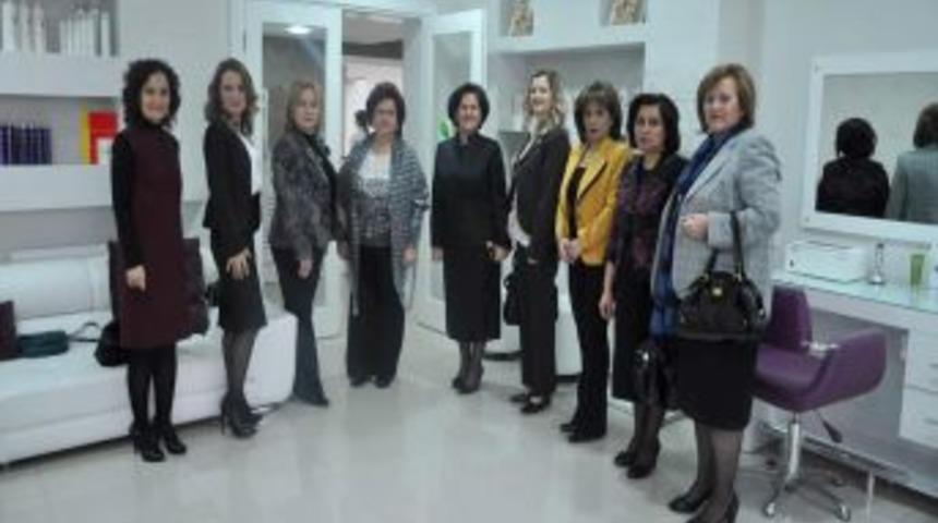 Funda Harput&rsquo;tan kızların eğitimine vurgu