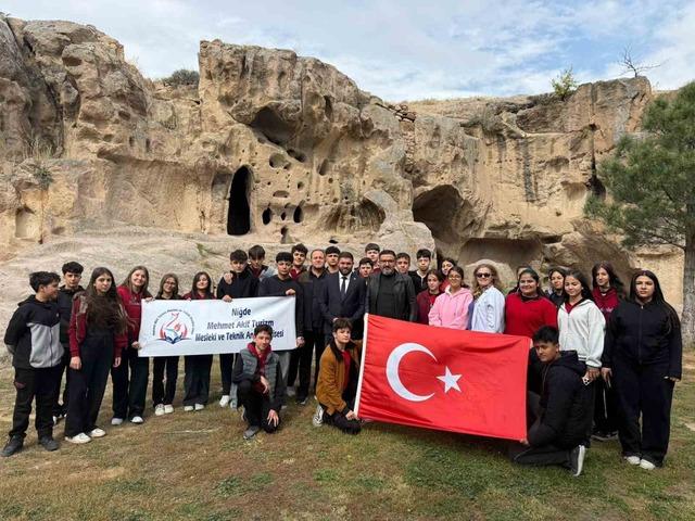 Sınıfa dönüşen tarihi manastır öğrencileri ağırladı 5