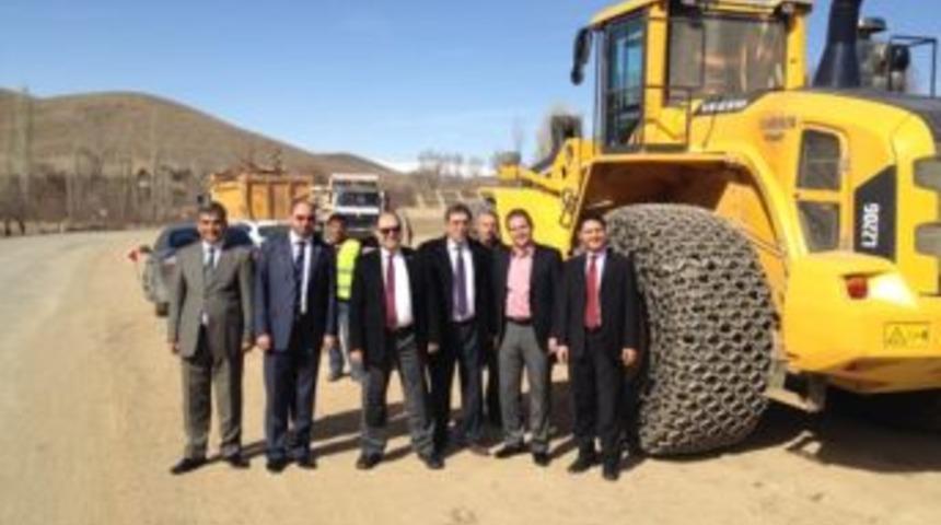 &Ccedil;amardı ile Pozantı arasındaki yol sorunu &ccedil;&ouml;z&uuml;l&uuml;yor