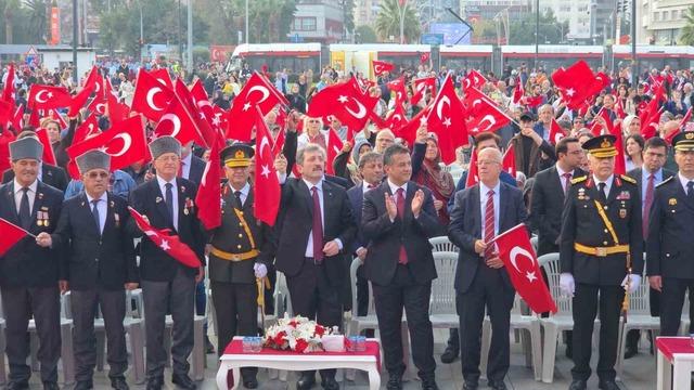 1919 metrelik bayraklı "Cumhuriyet Yürüyüşü" 8