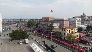 1919 metrelik bayraklı Cumhuriyet Yürüyüşü