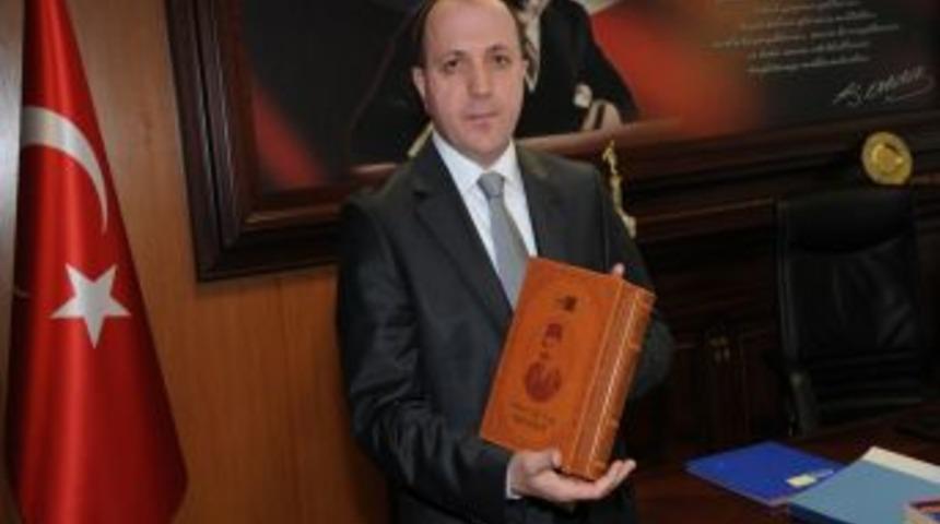 SGK g&ouml;n&uuml;ll&uuml;leri kitap bağışı kampanyası başlattı