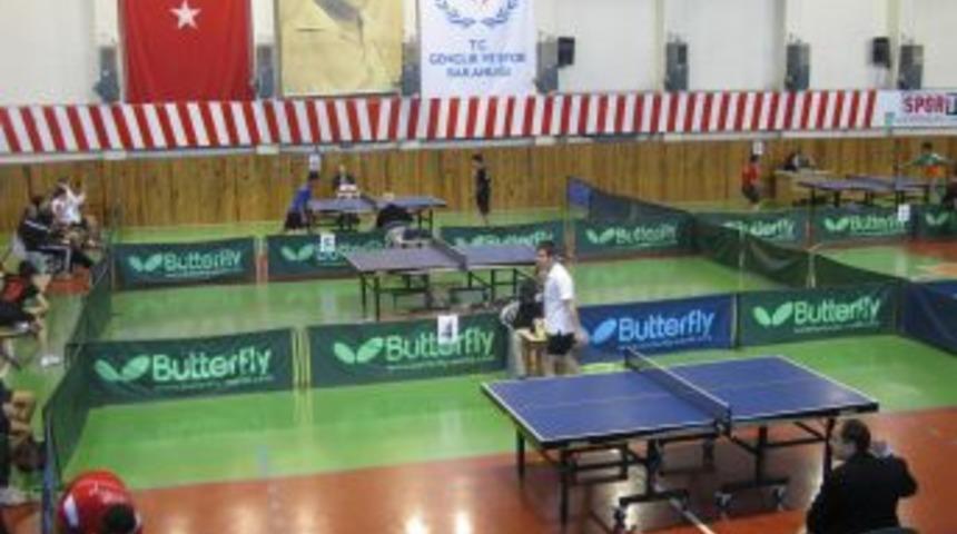 Okul sporları masa tenisi turnuvası sona erdi