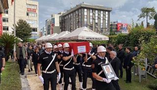 Hayatını kaybeden Muratpaşa Kaymakamı Kara için Antalya'da tören düzenlendi