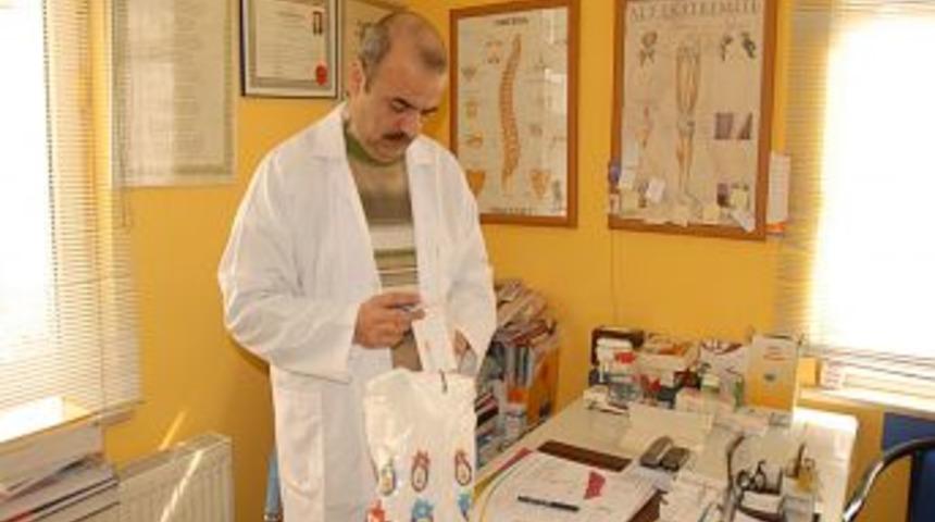 Belediye, kullanılmayan ila&ccedil;ları topluyor