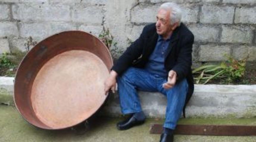 Baba yadigari bakır tava i&ccedil;in mahkemelik oldular