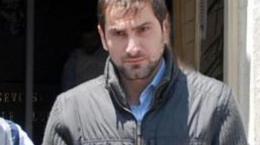 Ağır yaralanan Esat Beşok &ouml;ld&uuml;